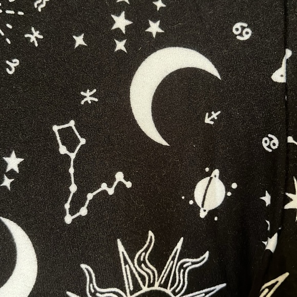 Flare Leg Knit Pants Size 21 No Boundaries NOBO Sun Moon Zodiac Star Size XXXL - Picture 3 of 13